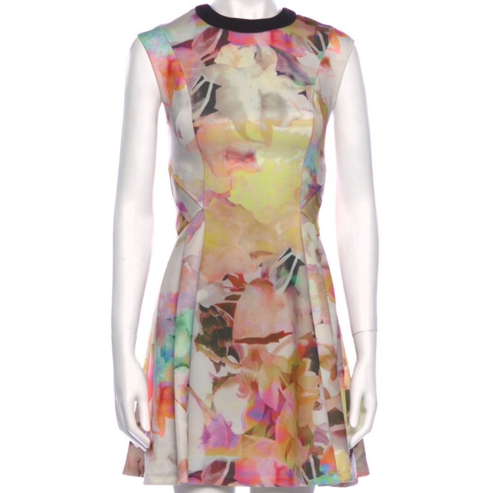 Gorgeous Ted Baker mini dress. WORN ONCE!!